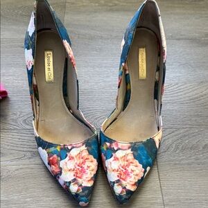 Louise et Cie Teal Floral Pointed-Toe Pumps with Pink Roses